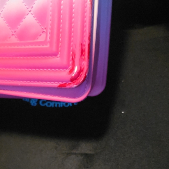 Hard Case Shoulder/Crossbody Quilted Chain Bag - Picture 3 of 10